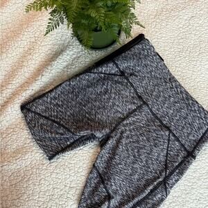 Lululemon Athletica Rebel Runner Crop Leggings